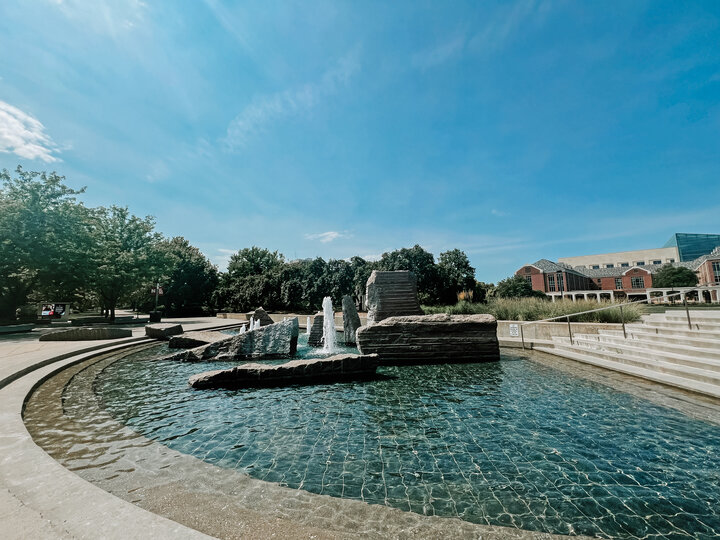 Broyhill Fountain outside the Nebraska Union